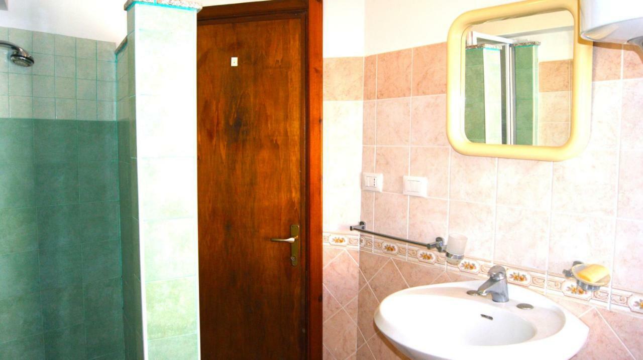 Apartment Romina Tergu Ngoại thất bức ảnh