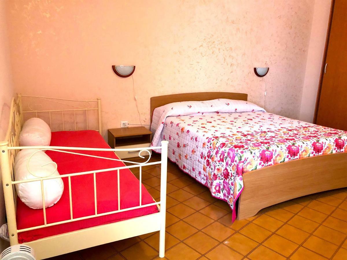 Apartment Romina Tergu Ngoại thất bức ảnh